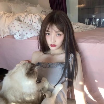 她不当女主很多年
